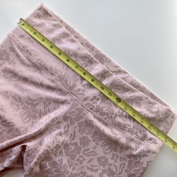 Fabletics PureLux foil print leggings - Picture 5 of 5